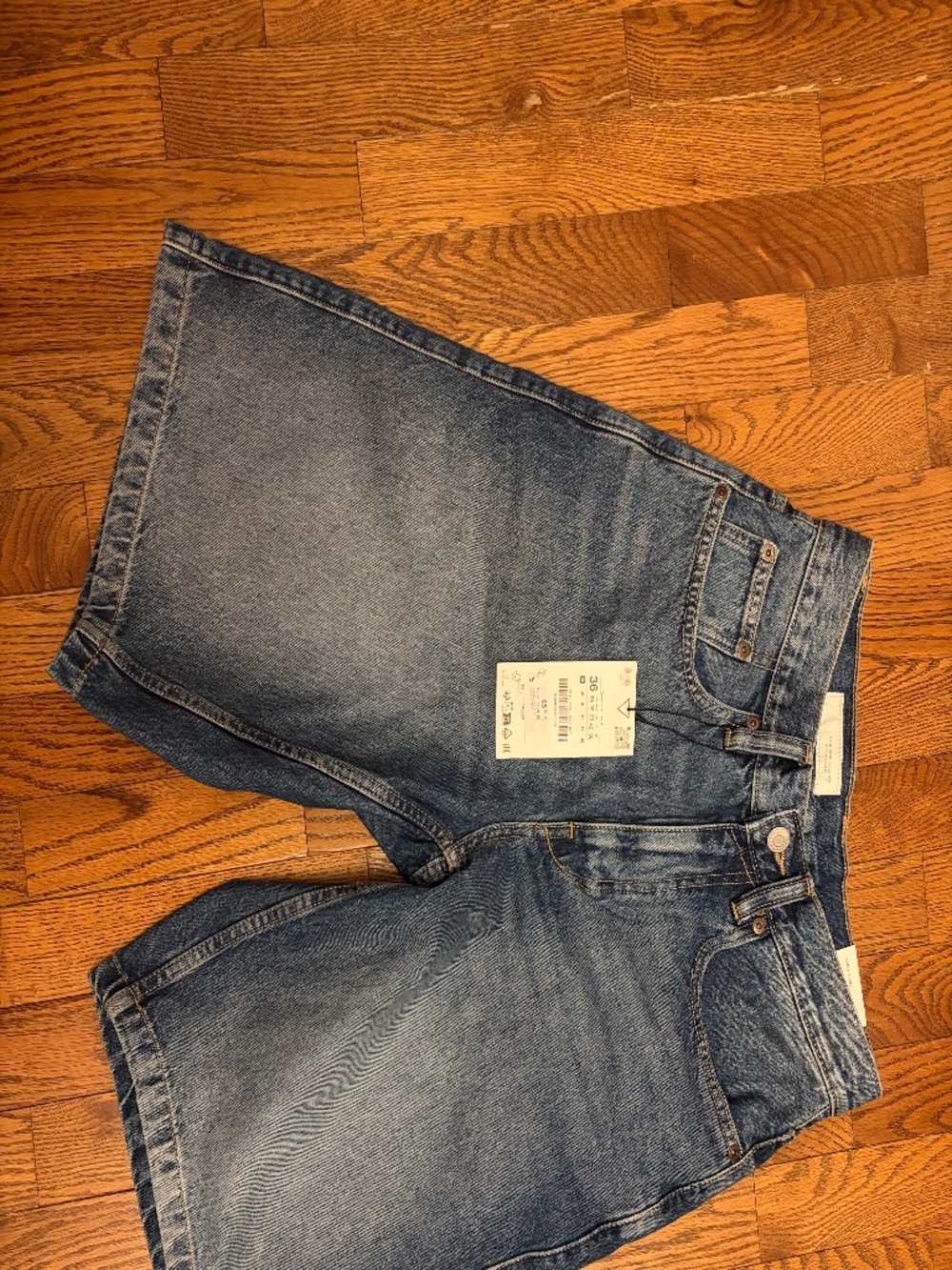 NWT Zara Baggy Shorts Size EU 36
